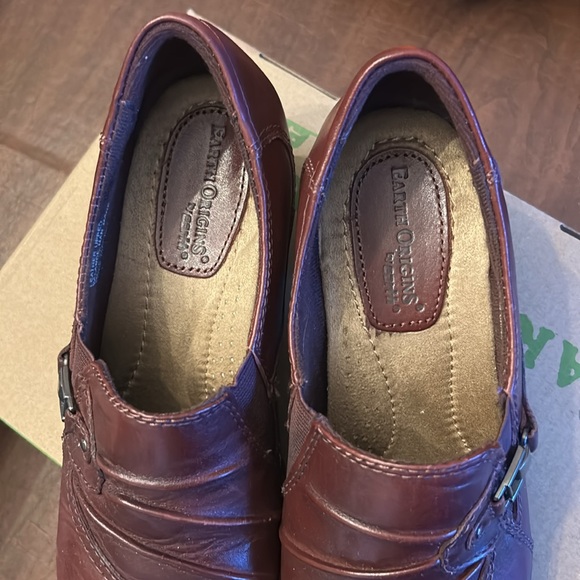 Earth Origins Women's Burgundy Victoria  Loafers -size 8 - Picture 3 of 6